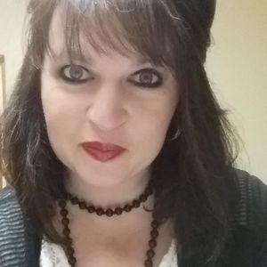 Meet your Posher, Robyn